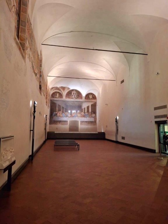 Detalle lateral del refectorio con el mural de La Última Cena de Leonardo